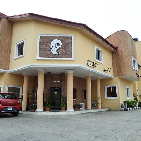 Aries Suites Lagos Ngoại thất bức ảnh