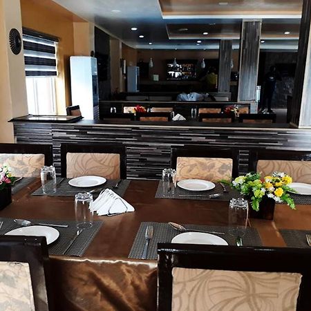 Aries Suites Lagos Ngoại thất bức ảnh