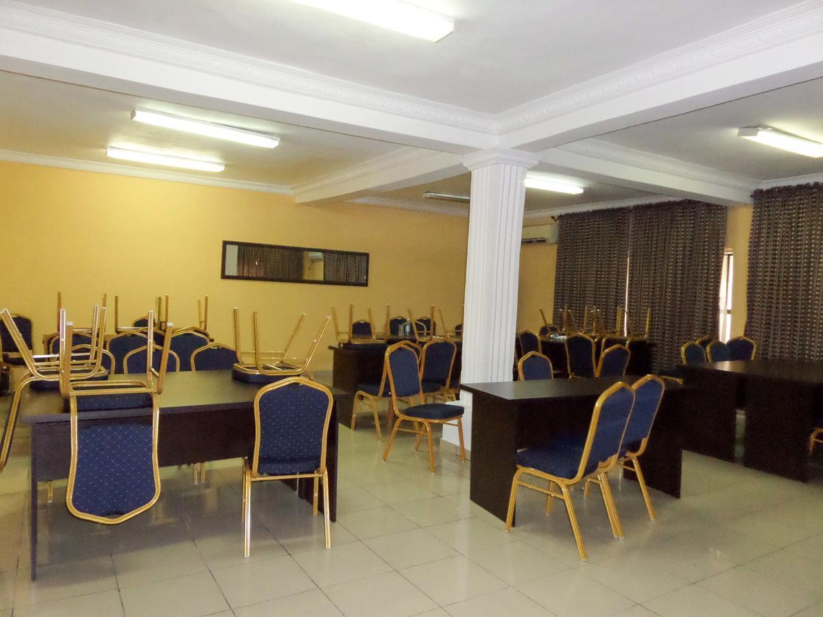 Aries Suites Lagos Ngoại thất bức ảnh