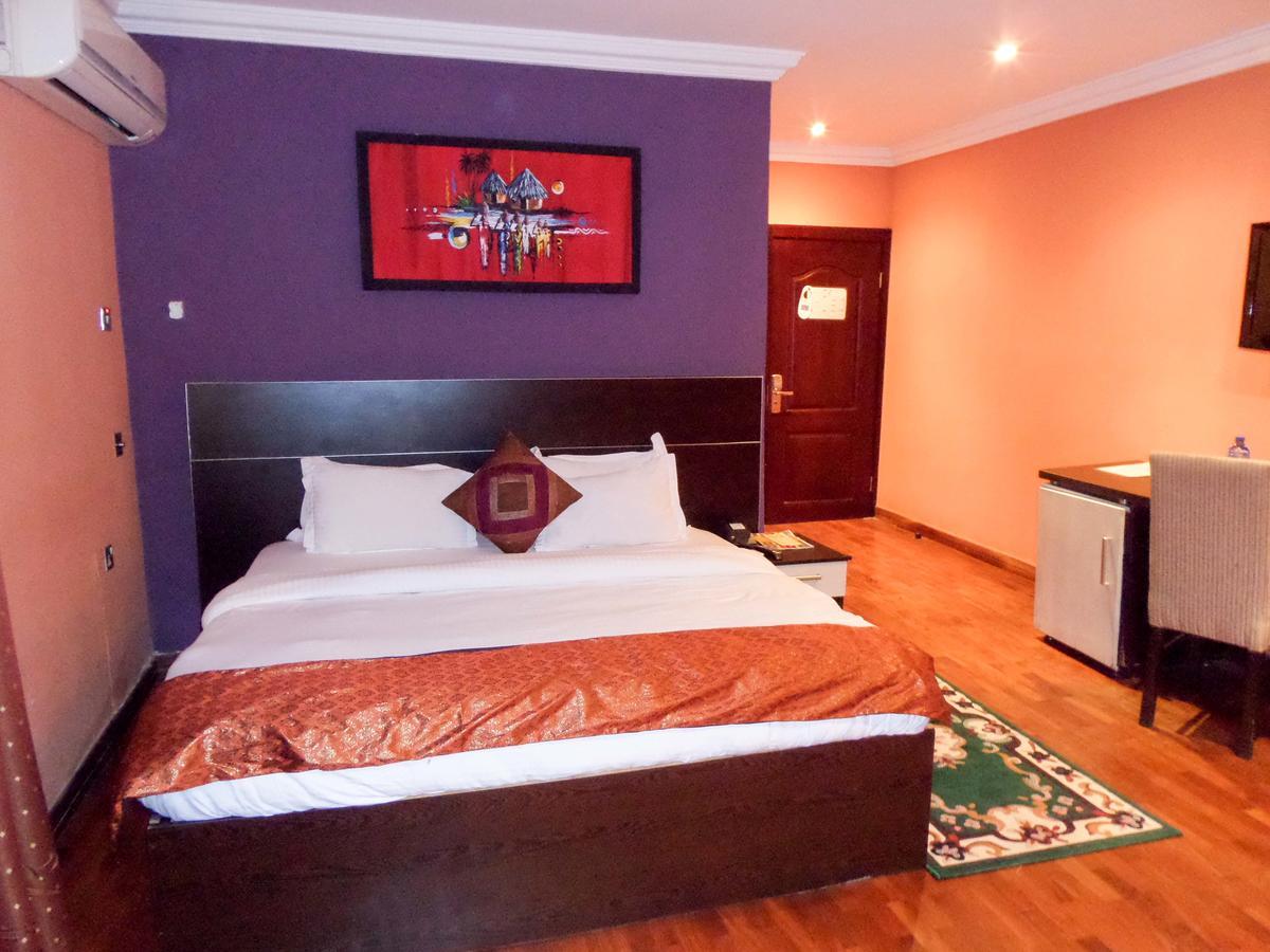 Aries Suites Lagos Ngoại thất bức ảnh