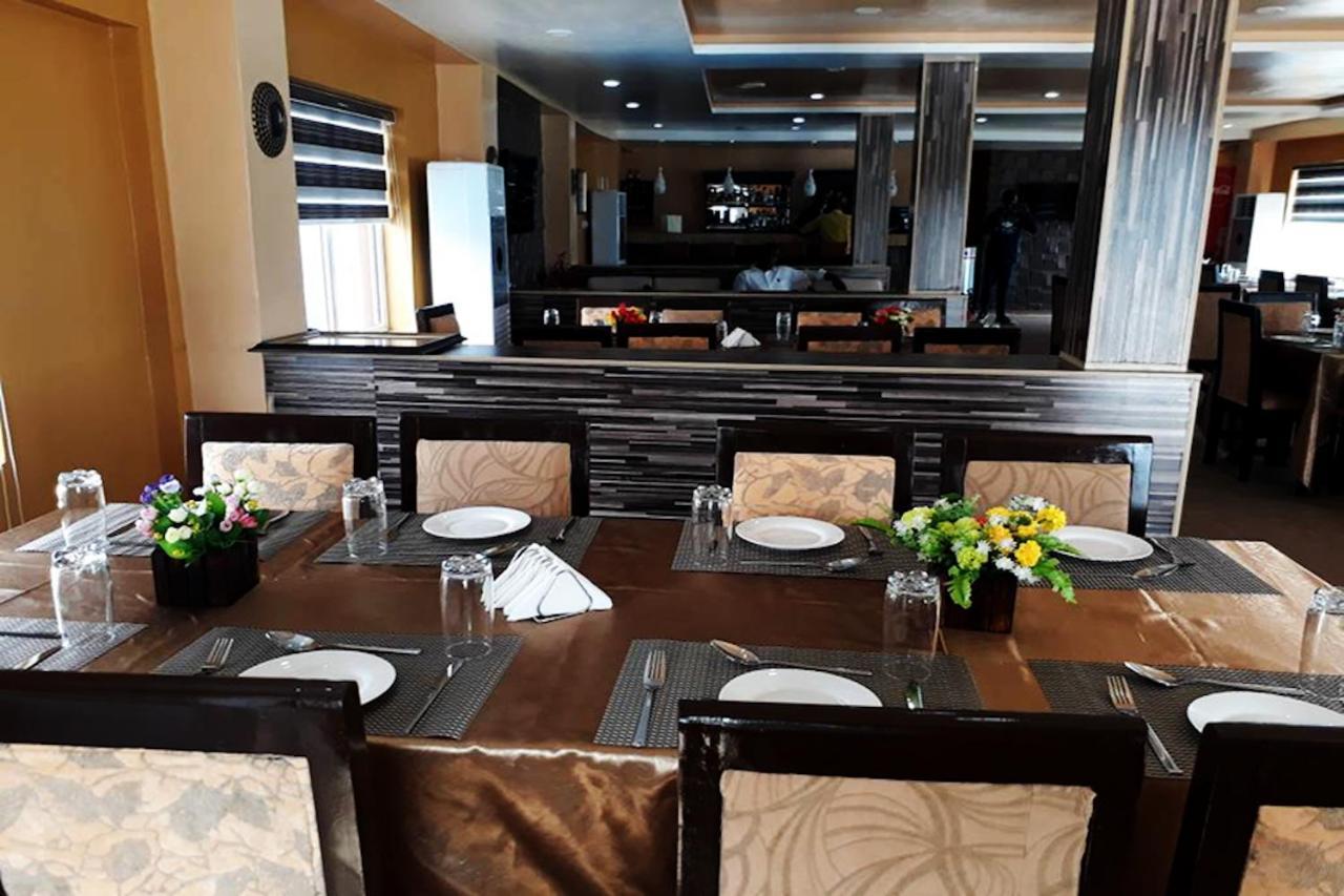 Aries Suites Lagos Ngoại thất bức ảnh